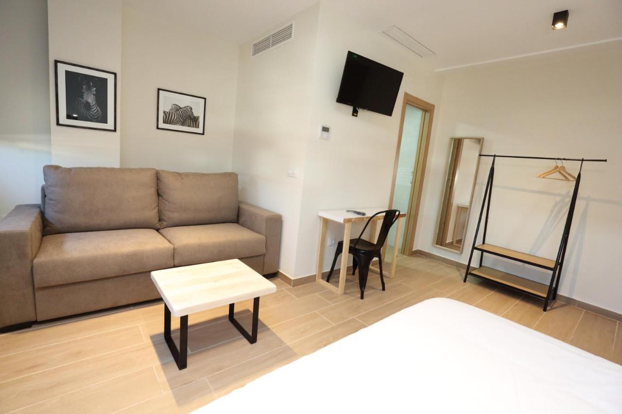 H.Palmones Hostel Ngoại thất bức ảnh